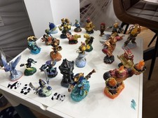 26 x Giant Skylanders Figures