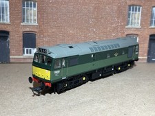 Bachmann OO Gauge Model Railway class 25 D5233 Br Green Livery Dcc Fitted