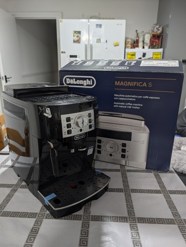 Delonghi magnifica - delonghi,