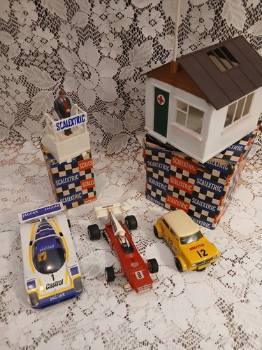 Vintage scalextric bundle - ,
