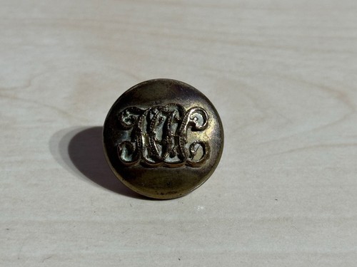 Antique brass hunt button - hunt, by