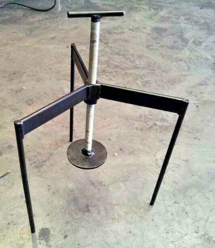 Floor level tripods - level, for