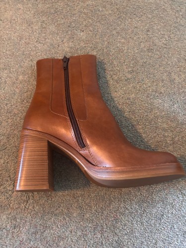Russell bromley tan - &,