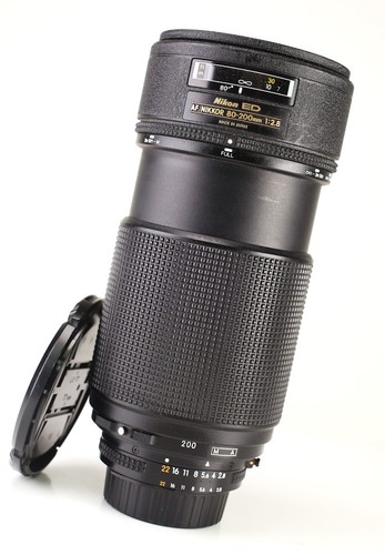 Nikon 200mm af nikkor - f2.8,