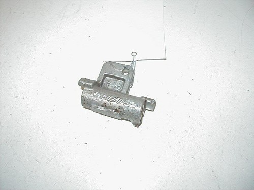 Front brake distributor - front,