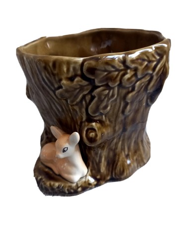 Sylvac woodland deer - deer, plant
