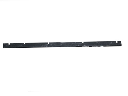 Sill finisher door - rh,