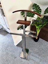 Metal Clothes Valet/Suit