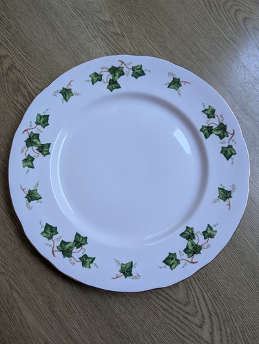 Colclough ivy leaf - ivy, bone