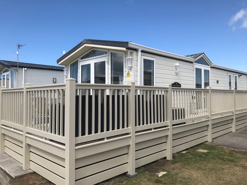 Static caravan with - caravan,