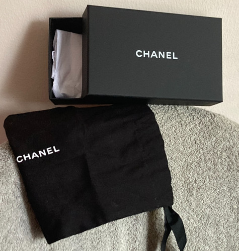 Chanel authentic black - chanel, box