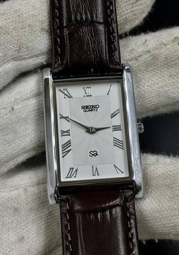 Vintage seiko slim tank dark - slim,