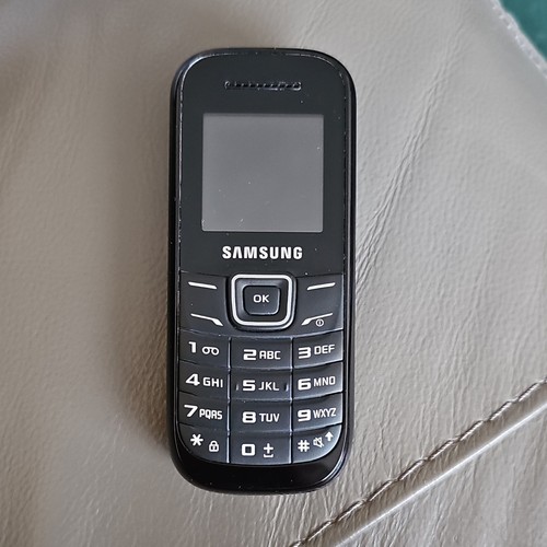 Samsung e1200 bar mobile - -e1200,