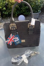 Brand New With Tags! Beautiful Grey Bessie London Handbag 👜