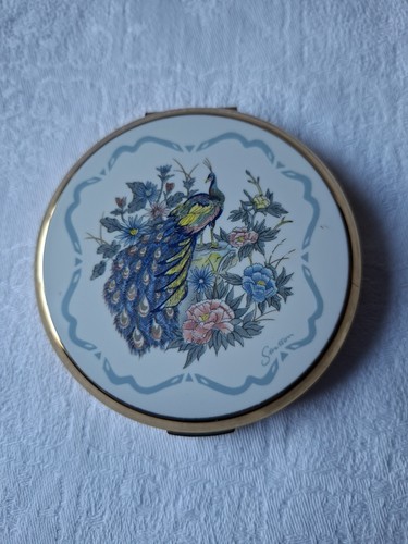 Pretty stratton powder compact - powder,