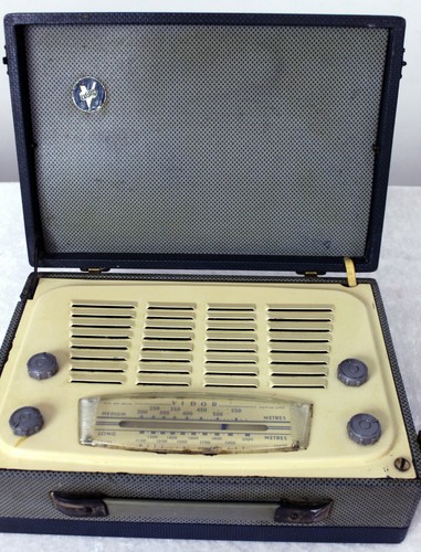 Vintage vidor cn426 - vintage,
