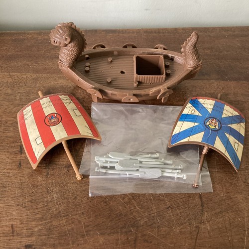Crossbows and catapults sea - crossbows,