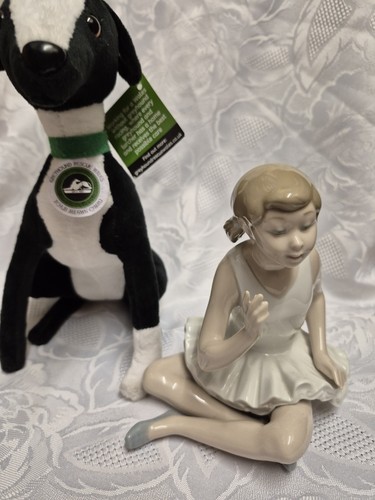 Rare lladro nao - rare, 147