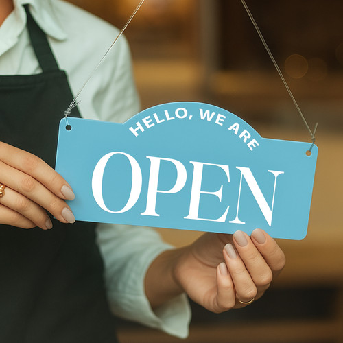 Open and closed sign classic - -,