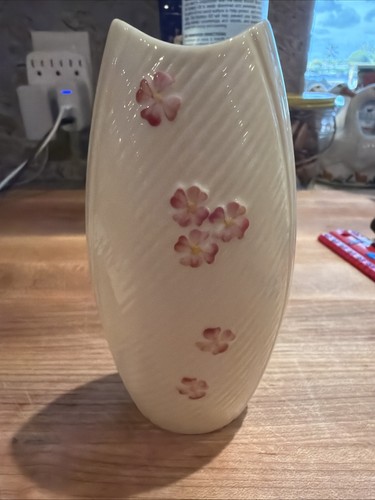 Belleek pottery ireland vase - pottery,