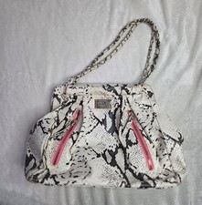 Paul’s Boutique London Y2K