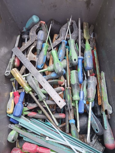 Mixed hand tools job - job,