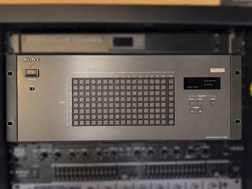 Sony pvs 1680s - sony, 16x8