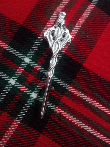 Scottish thistle kilt pins - thistle,