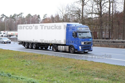 Truck photo volvo box - truck,