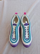 womans athletic shoes NIKE AIR