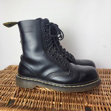 Dr Martens 10 Eye Boots Black