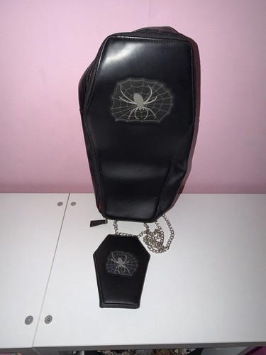 Roebuck london coffin bag - london,