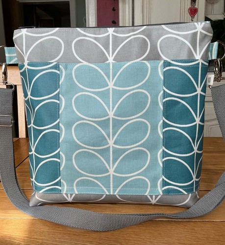 Zip top messenger bag new - zip, -new