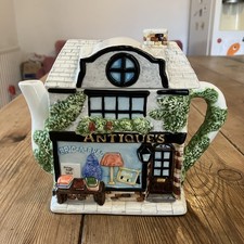 Annie Rowe Antiques Shop