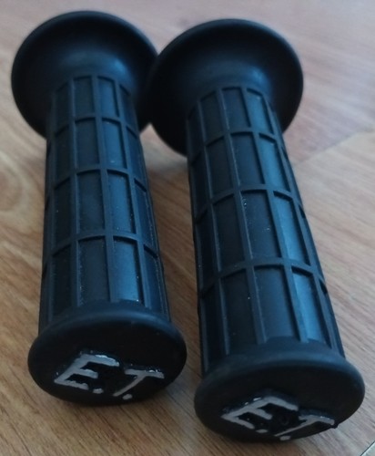 Old school bmx grips - old,