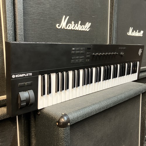 Native instruments komplete - native,