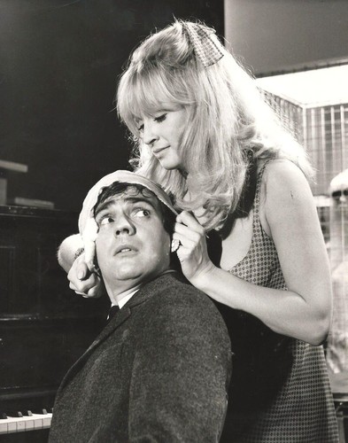 Suzy kendall 5 inch - suzy,