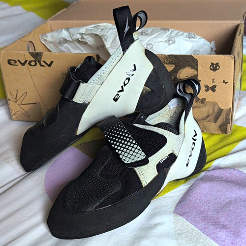Evolv zenist climbing shoes - climbing,