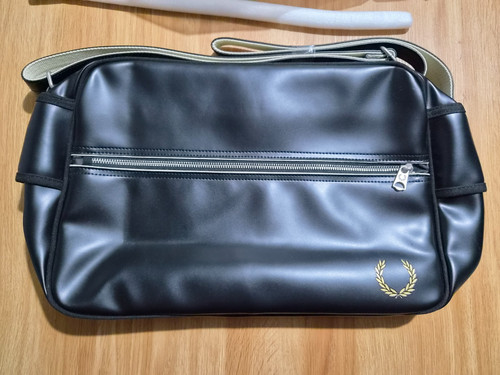 Fred perry classic - perry,