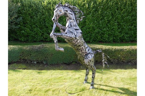 Large standing horse garden - large,