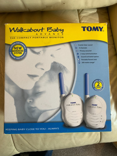Tomy walkabout portable - tomy,