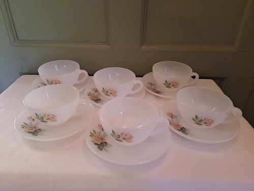 Vintage opaline coffee cups - coffee,