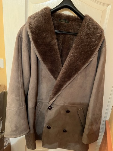 Men vintage sheepskin coat - sheepskin,