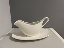 Vintage Maxwell & Williams White Basics Gravy Boat And Under Plate Porcelain