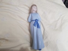 Mint Cond Tall Large Nao Lladro Girl Lady Figurine Figure In Blue Dress