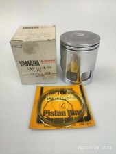 YAMAHA RD250 (1976-1977)