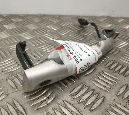 Renault megane door handle - megane,