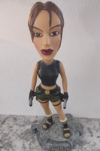 Lara croft tomb raider - lara,