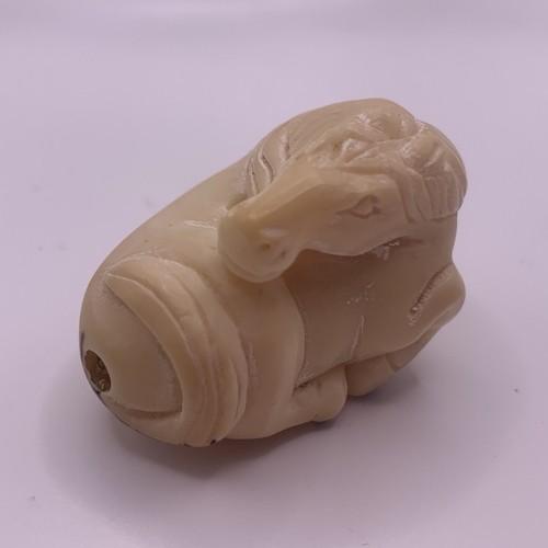 Tagua nut recumbent - tagua, horse