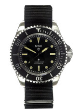 MWC 24 Jewel Classic 1982 Pattern Retro Divers Watch + Sapphire Crystal -No Date